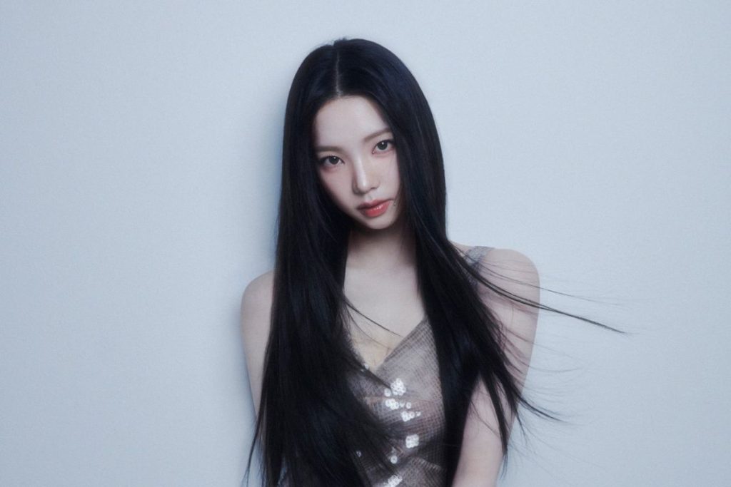 Aespa's Karina loses fans after confirming her romance with Lee Jae Wook