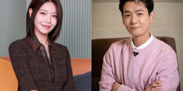 Girls' Generation's Sooyoung and actor Jung Kyung Ho were captured on a romantic date