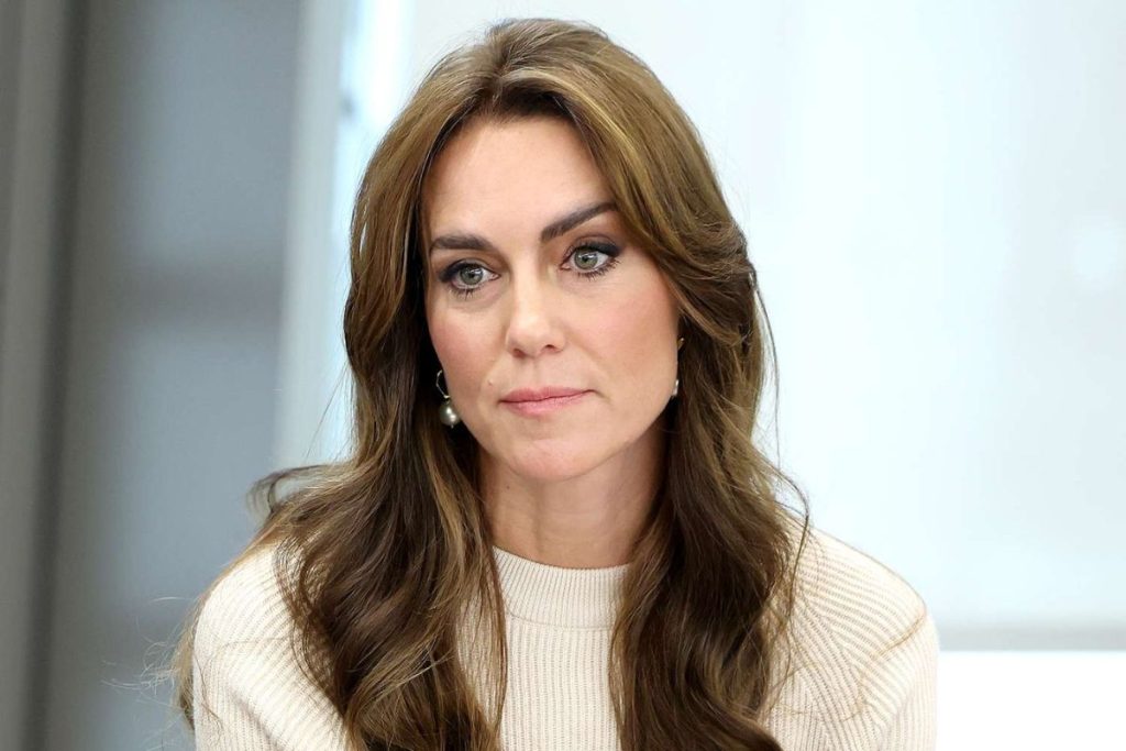 Kate Middleton’s recovery isolation is being difficult despite her family’s support