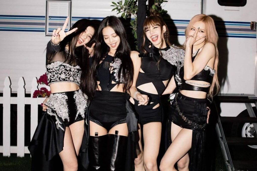 Nail designs inspired by BLACKPINK that are perfect for Valentine's Day