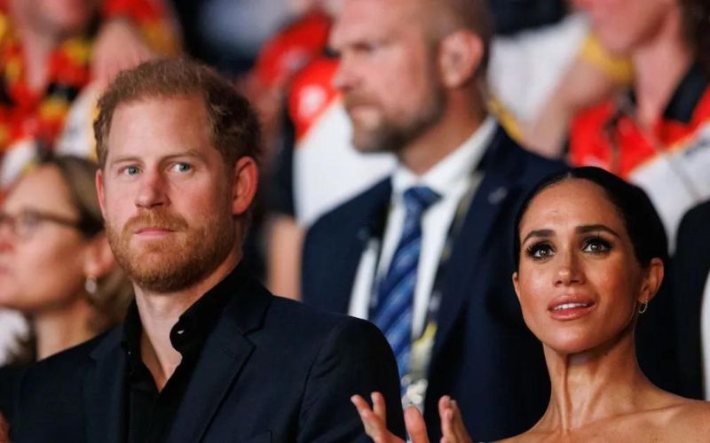 Meghan Markle gives Prince Harry 'her blessing' to stay in the United Kingdom with King Charles III 