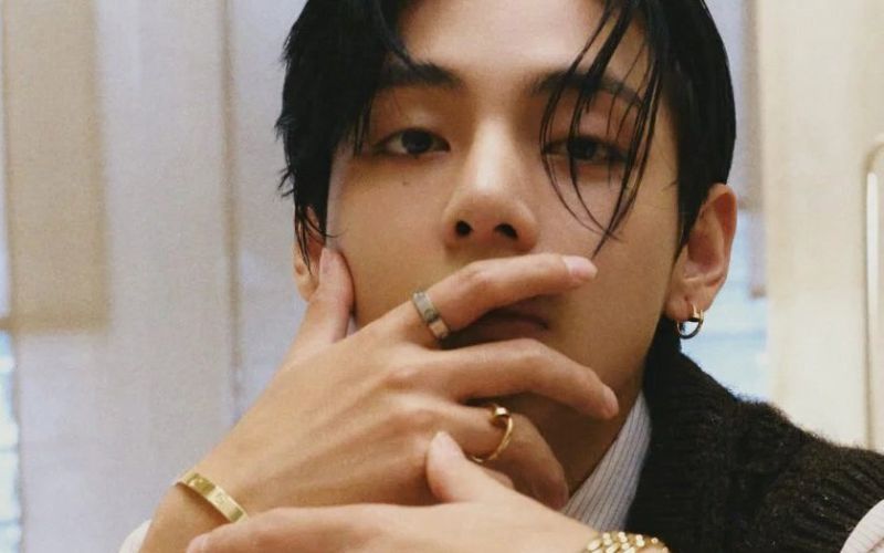 BTS’ V reaches the top of iTunes Charts worldwide with “FRI(END)S”