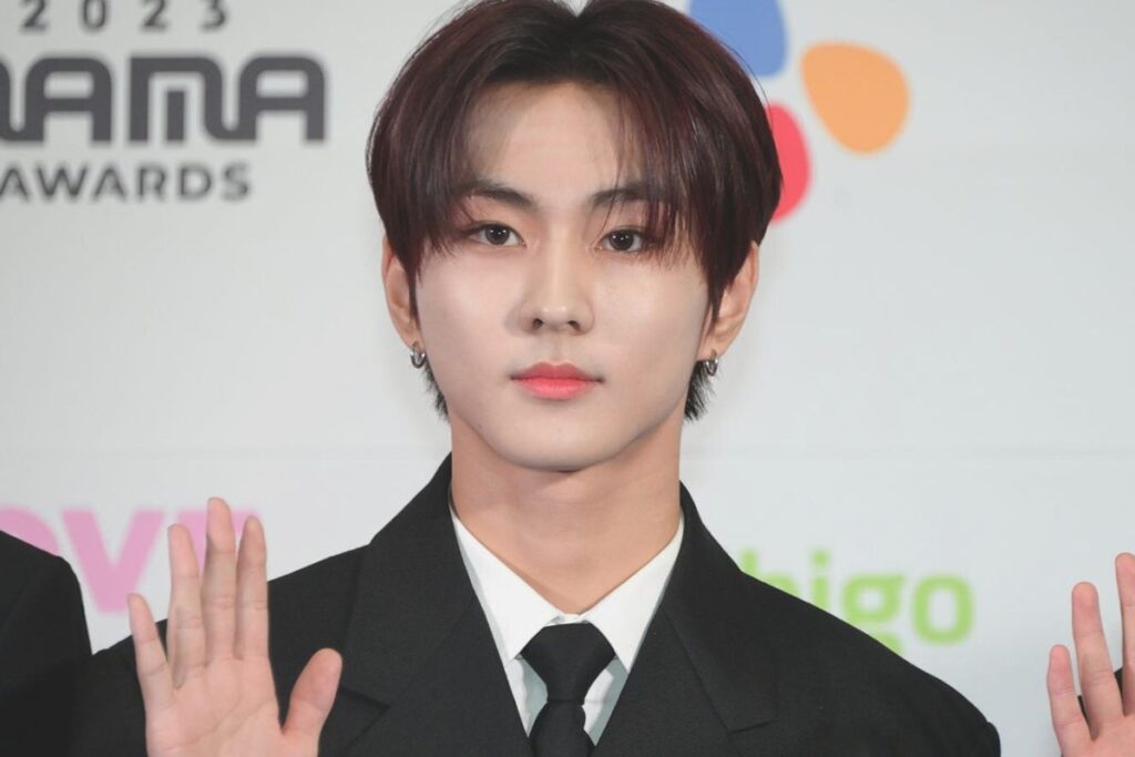 Fans defend Enhypen's Jungwon, as he received hurtful comments during a fan call