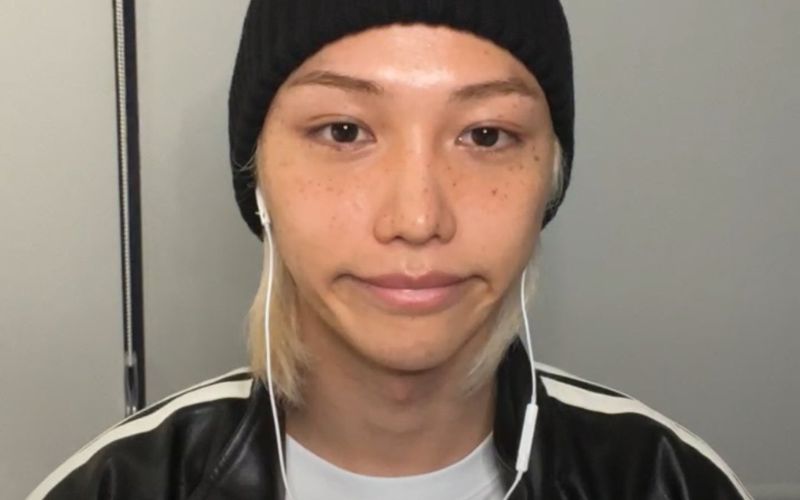 Stray Kids’ Felix receives backlash for showing a Coca-Cola bottle on an Instagram live