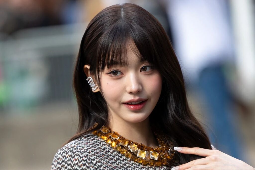 IVE's Wonyoung gets attention because of a pimple IVE's Wonyoung gets attention because of a pimple