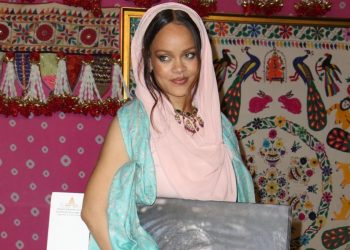 Rihanna is criticized after presentation of more than 6 MDD