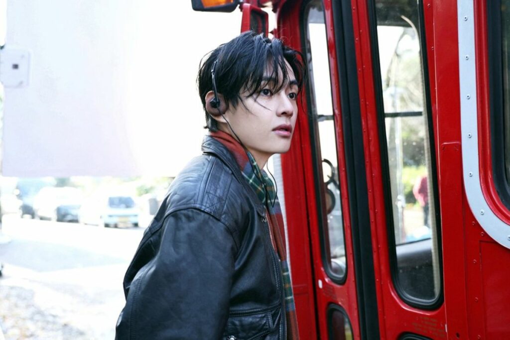 BTS' V gave the most reasonable and tender response to a fan that was about to leave the fandom