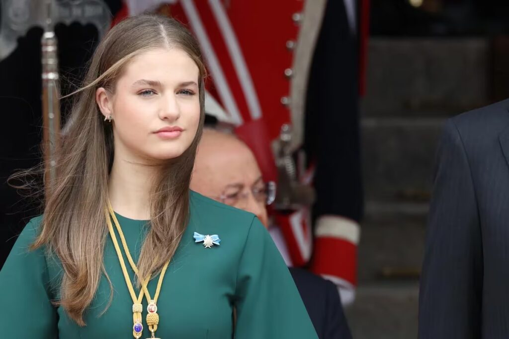 Princess Leonor's makeup tricks on King Felipe Vl's big week