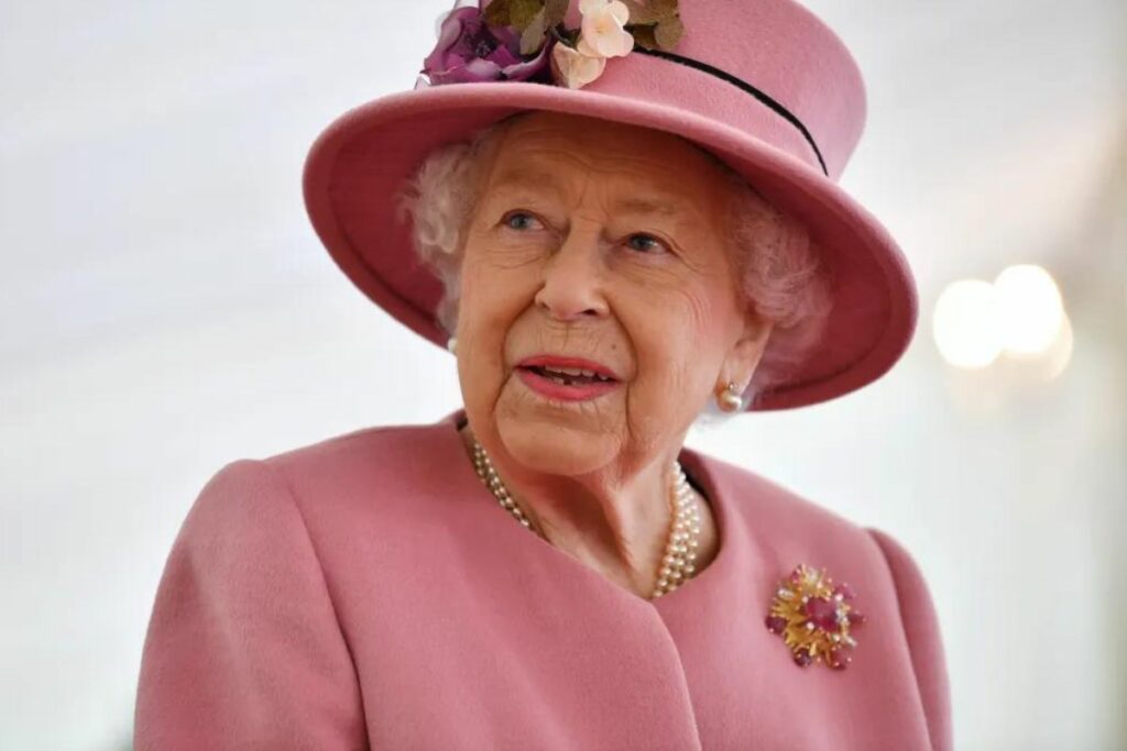 The 2 secret ingredients for Queen Elizabeth II’s favorite scrambled eggs