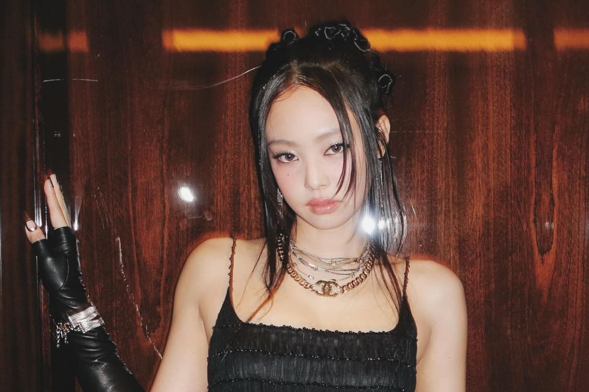 BLACKPINK's Jennie is under fire for collaborating with a 'child predator'