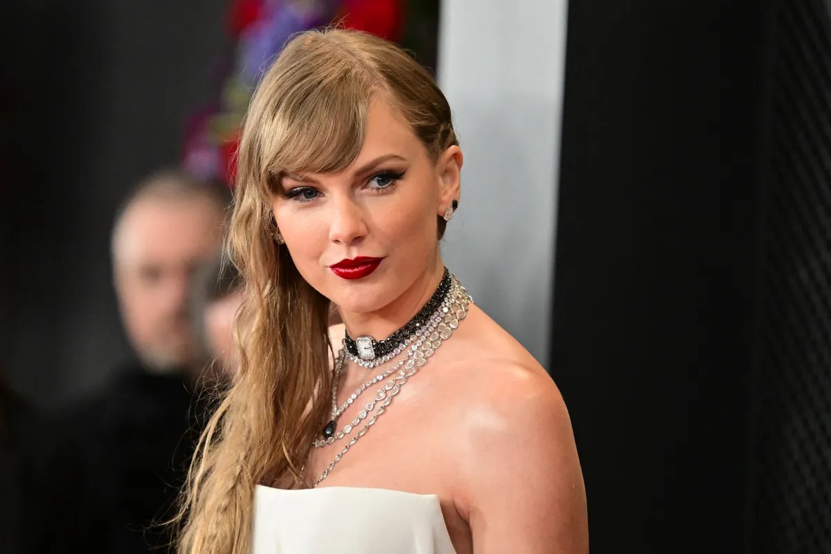 Taylor Swift reacts to tragic crime at a dance class honoring her music