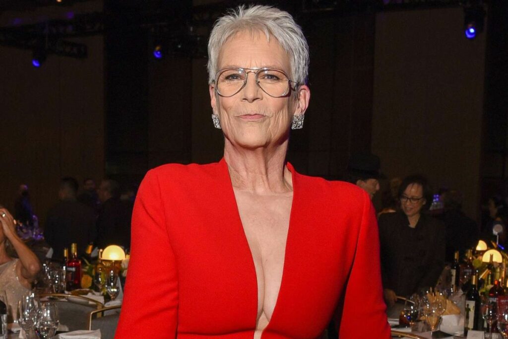 Jamie Lee Curtis apologizes to Marvel Studios after criticizing them