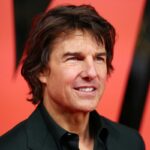 Tom Cruise closes the 2024 Paris Olympics with an astonishing stunt in the air