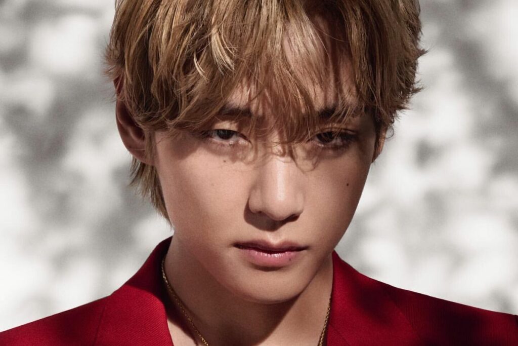 5 times BTS’ V had the funniest Weverse replies