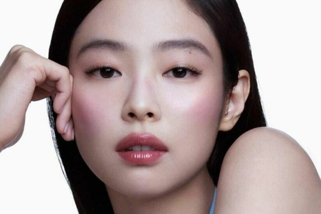 BLACKPINK’s Jennie is set to take legal action against an imposter claiming to be her dad