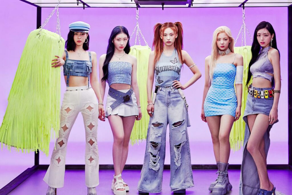 ITZY to make a comeback with a new album featuring a Stray Kids member