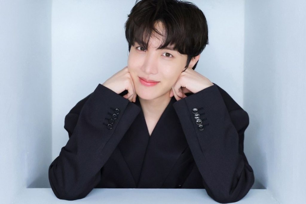 BTS' J-Hope has been officially discharged from military service and this is how he was welcomed