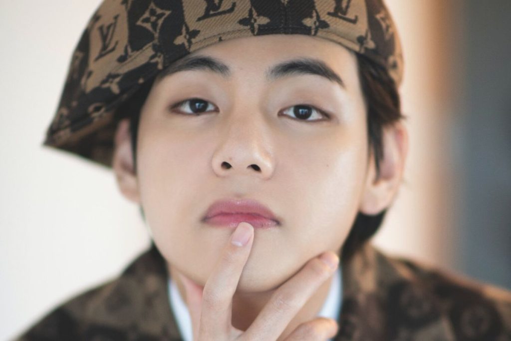 BTS V’s “Winter Ahead” achieves a major milestone in Spotify history