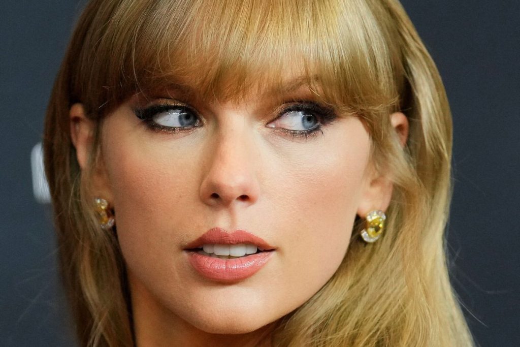 Most nominated artist at the 2025 Grammys, including Taylor Swift