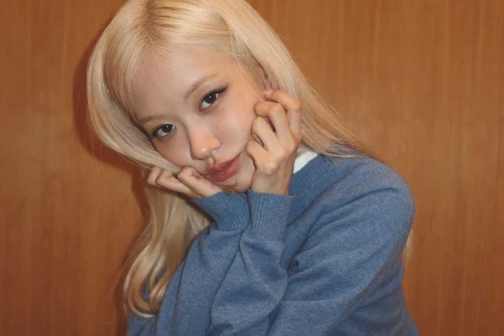 BLACKPINK's Rosé gains attention for playful photos with Evan Mock