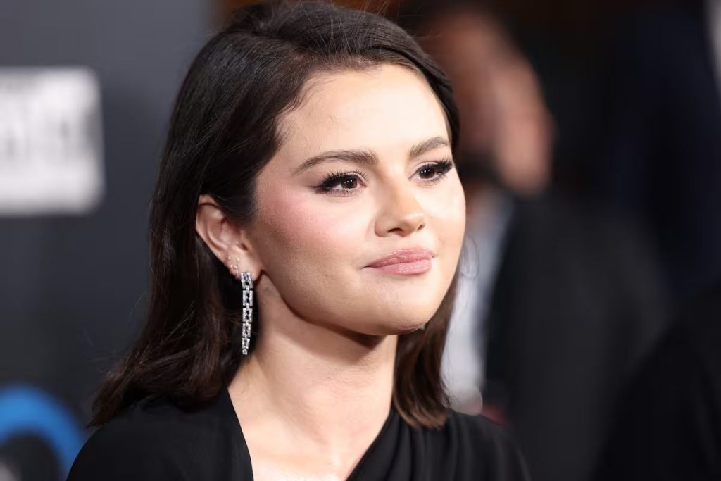 Selena Gomez Announces Engagement to Benny Blanco
