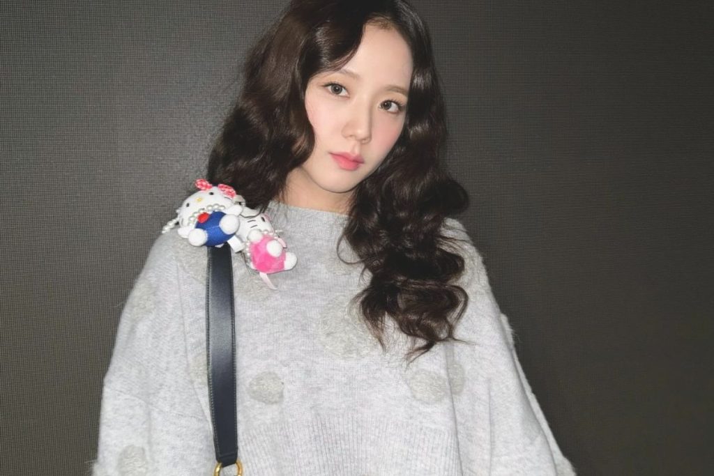 BLACKPINK’s Jisoo’s “Earthquake” earns the biggest debut on YouTube in 2025