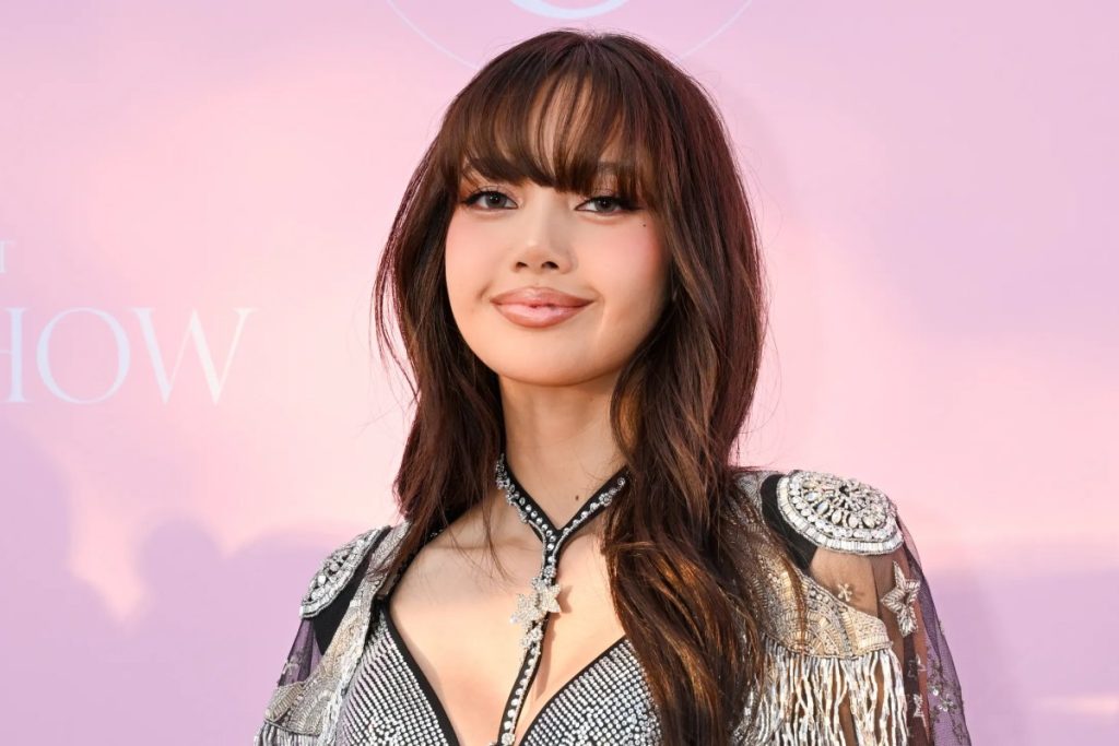 BLACKPINK’s Lisa looks shocked after her upcoming album leak