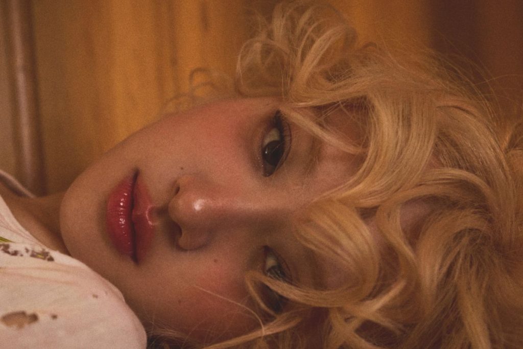 BLACKPINK’s Rosé breaks another record on YouTube with “APT”