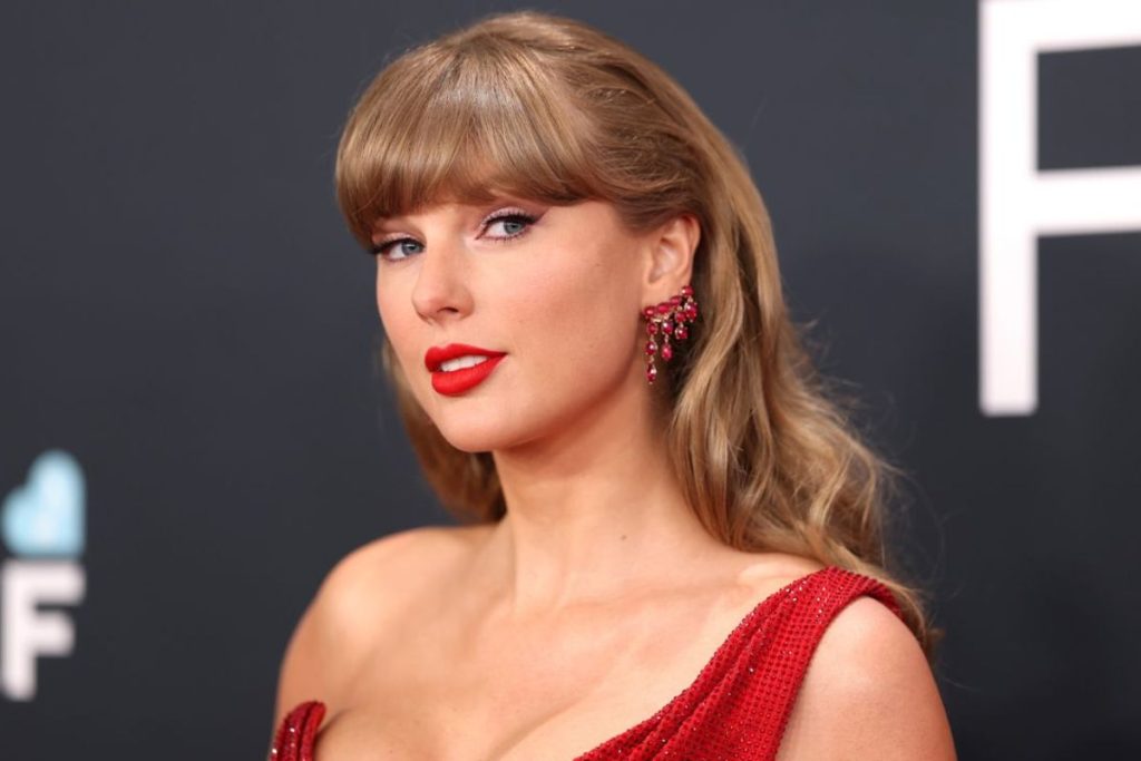 Most mentioned female artists on “X” during the 2025 Grammy Awards, including Taylor Swift