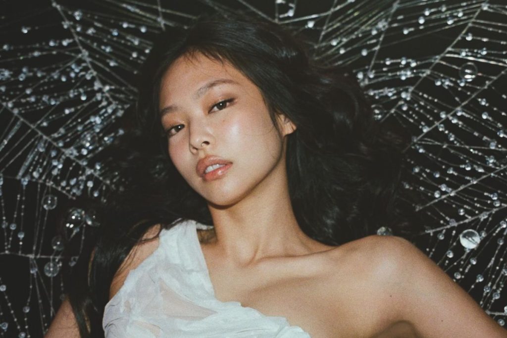 BLACKPINK's Jennie debuts inside of the Top 10 of Billboard 200 with “Ruby”