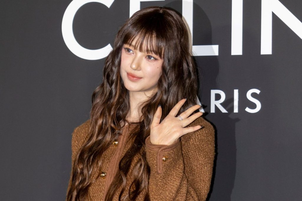 NewJeans’ Danielle gets a birthday hug from her fans through letters and shares a heartfelt update