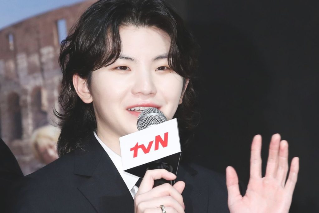 SEVENTEEN's Woozi reveals how many songs she has released as producer