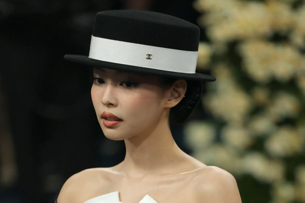 BLACKPINK’s Jennie after-party 2025 Met Gala look sparks debate