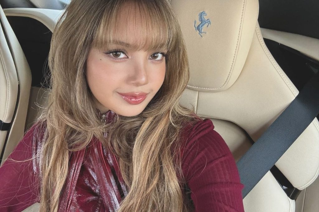 BLACKPINK's Lisa reaches the 300 million views milestone on YouTube with “ROCKSTAR”