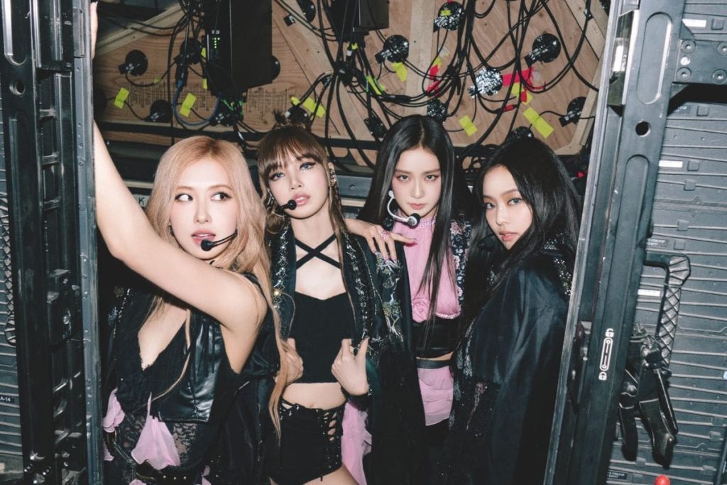BLACKPINK gears up fans for their comeback with a reunion photo
