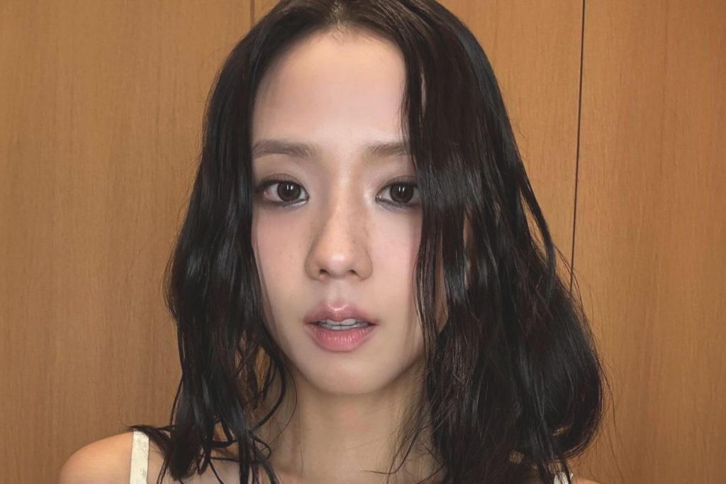 BLACKPINK's Jisoo's FLOWER reaches a whopping mark on YouTube