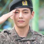 BTS' V releases new pictures from his military discharge party