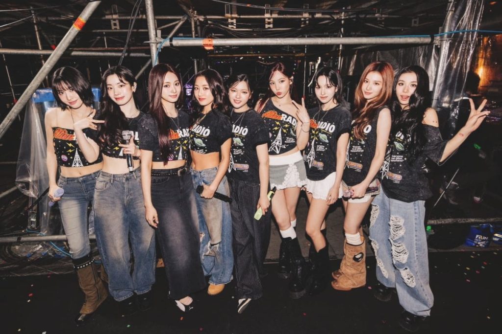 Get to know the first stops and dates