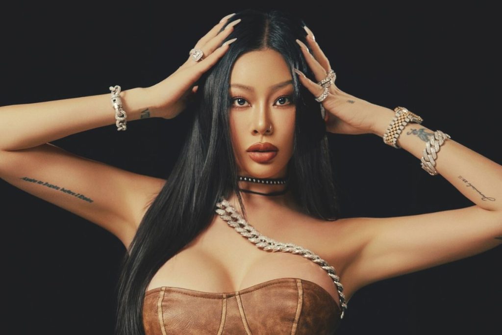 Jessi announces comeback following fan assault controversy