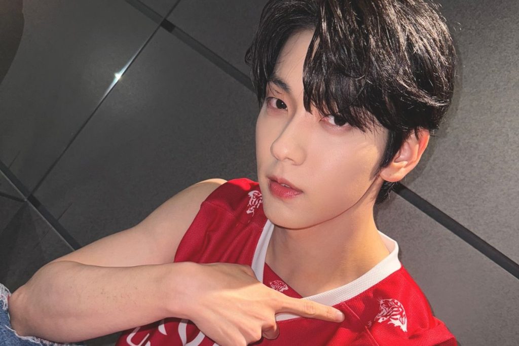 TXT's Soobin stars in a magical concept for “The Star Chapter TOGETHER” teaser