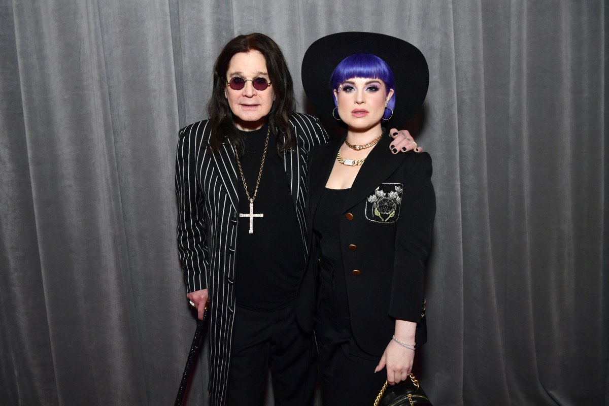Kelly Osbourne posts message about Ozzy Osbourne