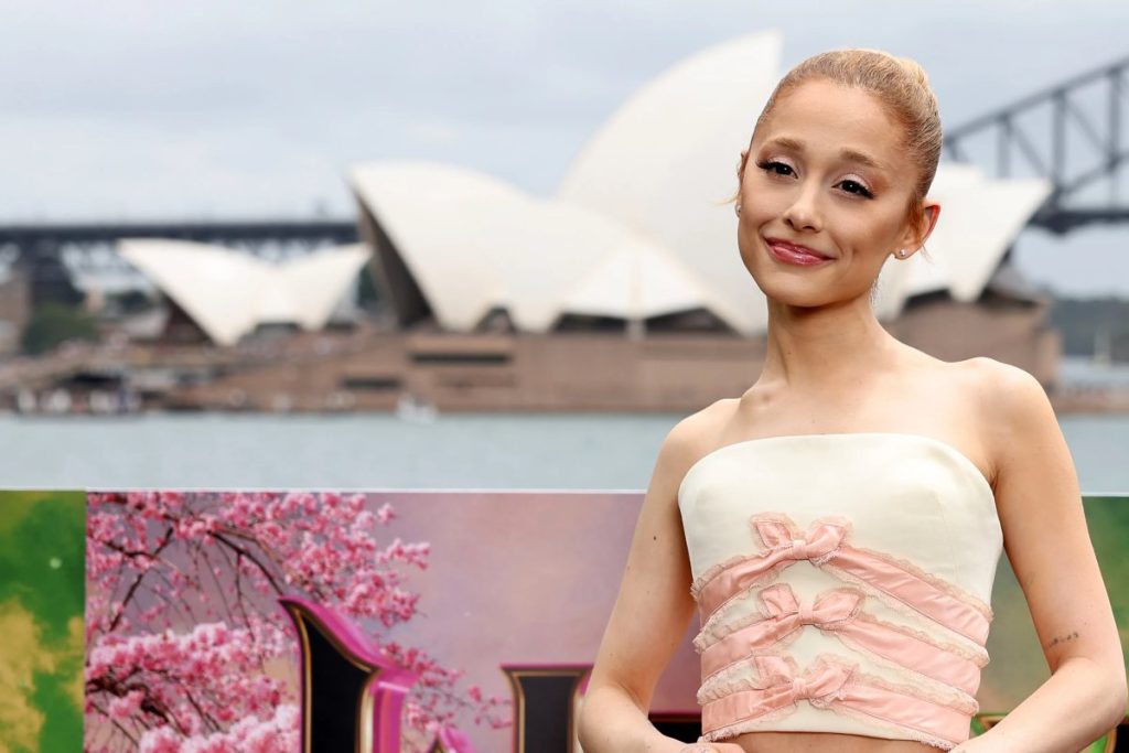 Ariana Grande is keeping Glinda’s sweater even after the Wicked filming wrapped up