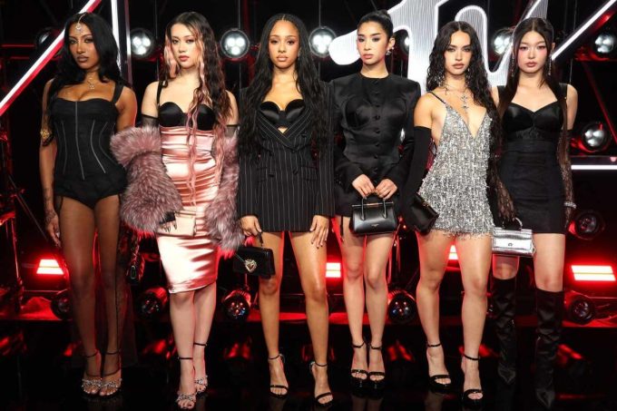 KATSEYE's Yoonchae receives criticism on networks for her reaction to a question about gays