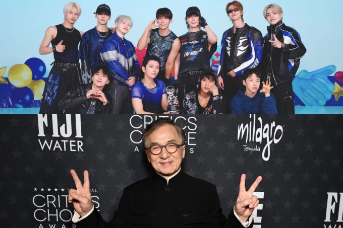 SEVENTEEN received Jackie Chan as a surprise guest at a recent concert