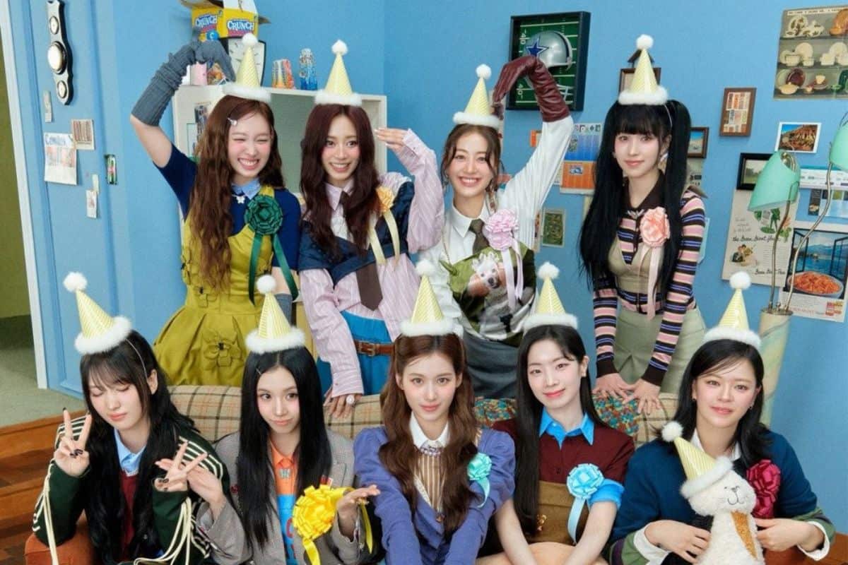 TWICE releases special teaser for "TEN The Story Goes On" TWICE will be making a theatrical release