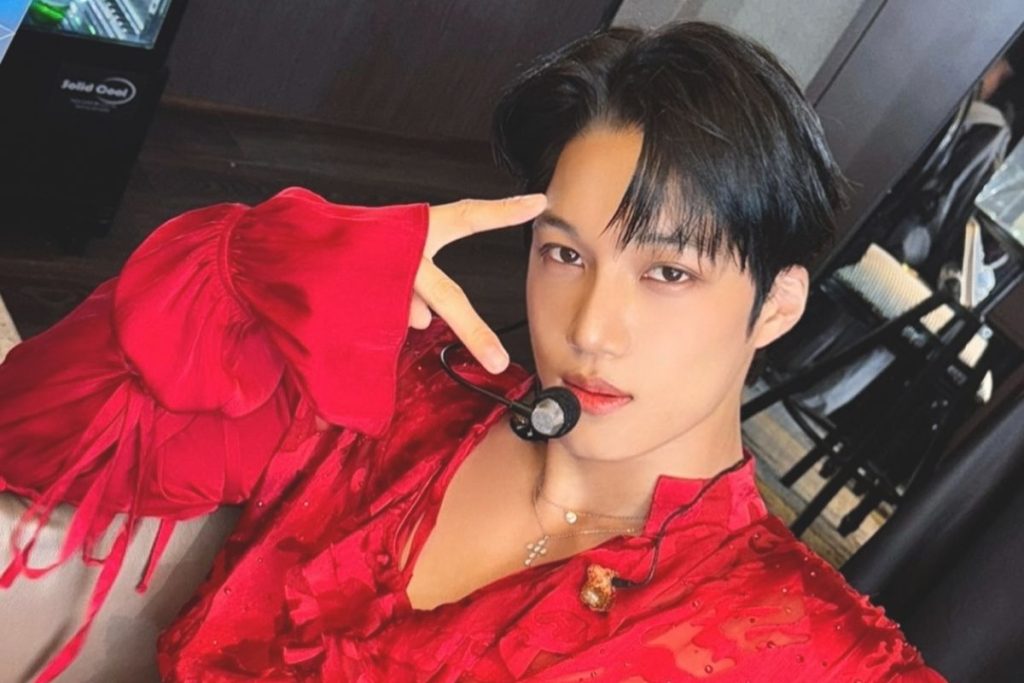 EXO’s Kai calls out disrespectful male students’ behavior toward female students EXO’s Kai calls out disrespectful male students’ behavior toward female students