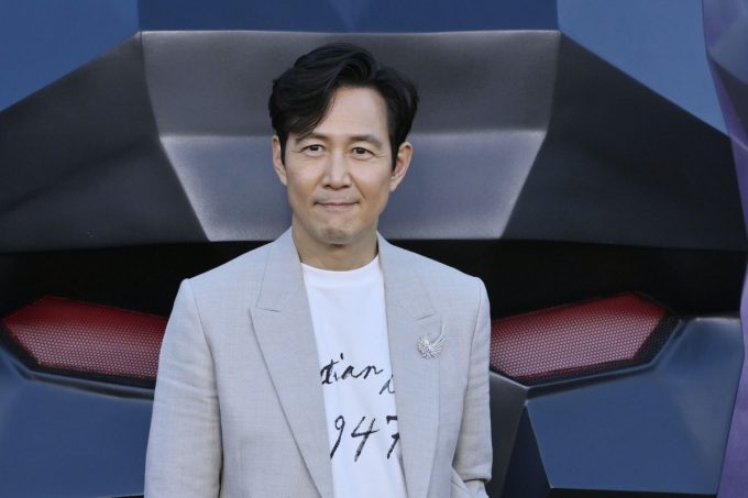 Netflix’s Squid Game star Lee Jung Jae was caught in an AI scam of 500 million KRW