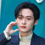 Stray Kids' Lee Know revealed that a girl at the gym was hitting on him