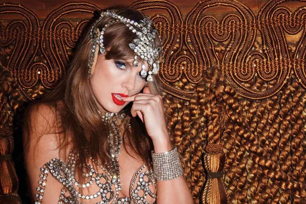 Taylor Swift's new album is here Listen to The Life of a Showgirl