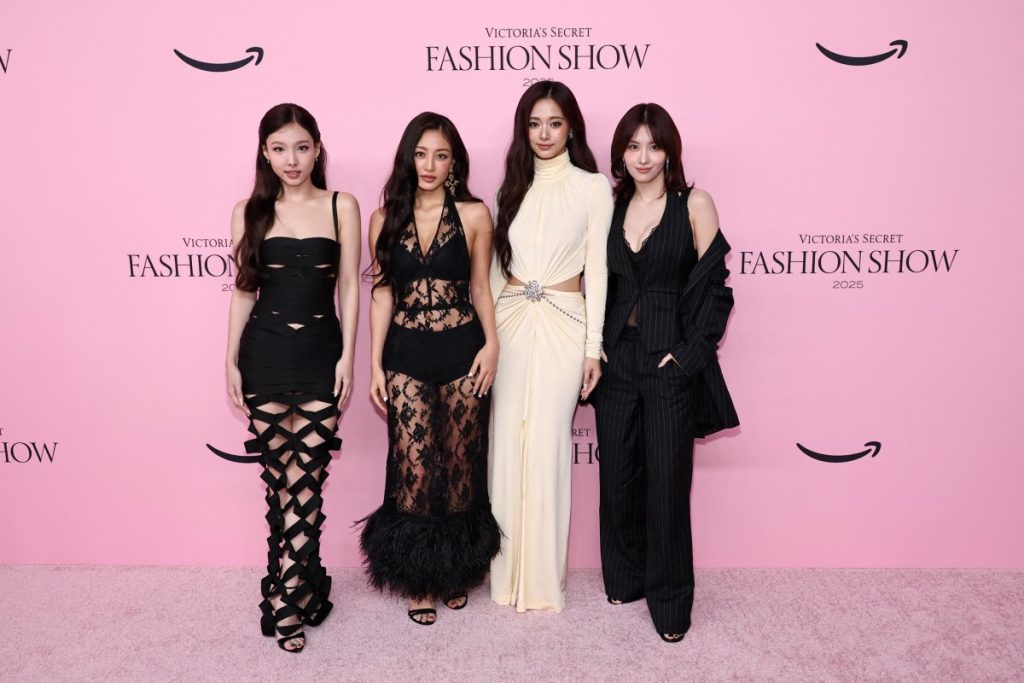 This is how the TWICE girls dressed to impress at the 2025 Victoria’s Secret Fashion Show pink carpet This is how the TWICE girls dressed to impress at the 2025 Victoria’s Secret Fashion Show pink carpet
